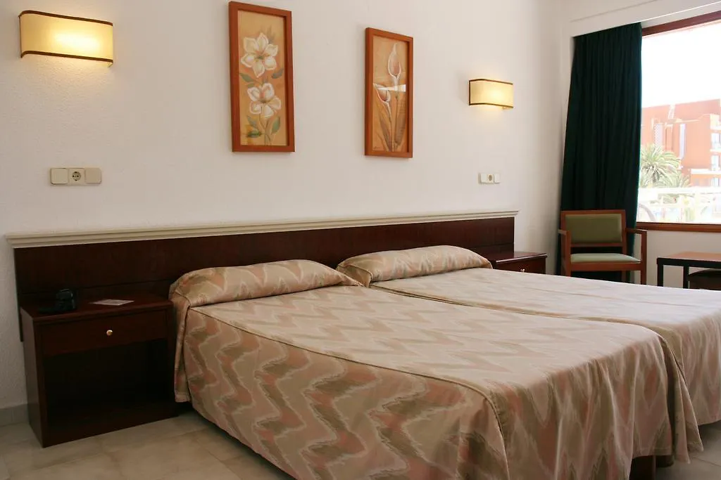 Hotel La Nina Cala Millor  Spain