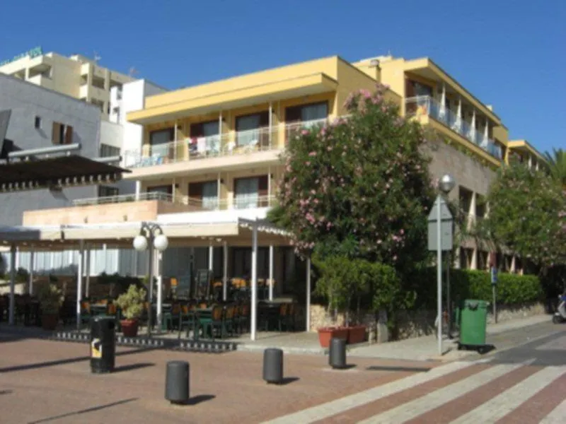 ***  Hotel La Nina Cala Millor  Spanien